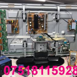 ekran-televizora-stal-uzkim-remont